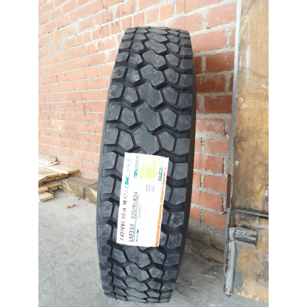 Грузовая шина 325/95 R24 Long March LM-338 22PR в Чернушке