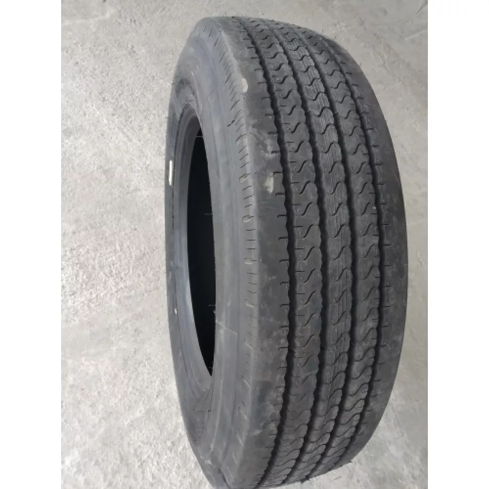 Грузовая шина 255/70 R22,5 Long March LM-120 16PR в Чернушке